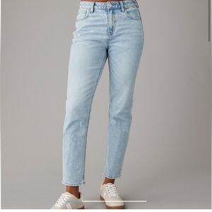 American Eagle Jeans - worn only once - Women Size 6 Light Blue Denim